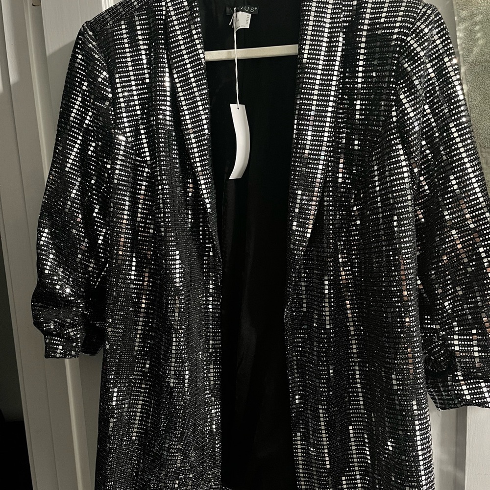 VENUS Silver Blazer with Shimmering Sequins (NEW)